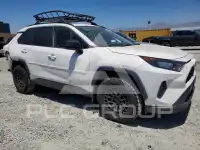2020 Toyota RAV4 фото