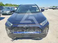 2020 Toyota RAV4 photo