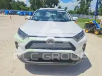 2020 Toyota RAV4 photo
