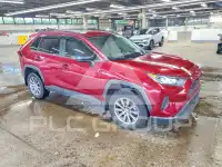 2020 Toyota RAV4 фото