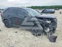 2020 Toyota RAV4 фото