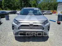 2020 Toyota RAV4 фото
