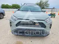 2020 Toyota RAV4 photo