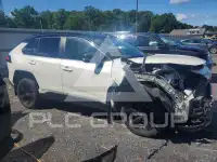 2020 Toyota RAV4 фото