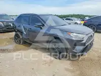 2020 Toyota RAV4 фото