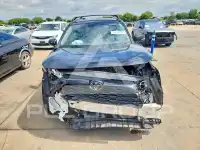 2020 Toyota RAV4 фото