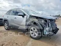 2020 Toyota RAV4 фото