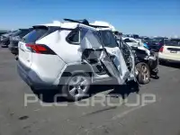 2020 Toyota RAV4 фото
