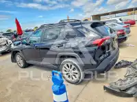 2020 Toyota RAV4 фото