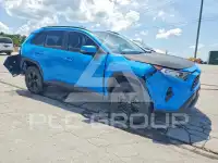 2020 Toyota RAV4 фото