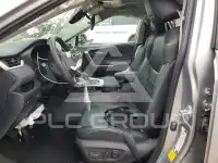 2020 Toyota RAV4 фото