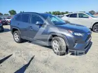 2020 Toyota RAV4 фото