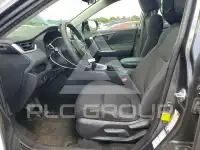 2020 Toyota RAV4 фото