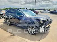 2020 Toyota RAV4 фото