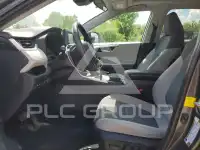 2020 Toyota RAV4 photo