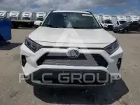 2020 Toyota RAV4 фото
