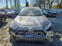 2020 Toyota RAV4 photo