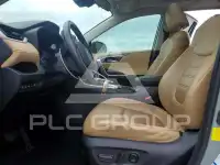 2020 Toyota RAV4 фото