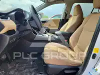 2020 Toyota RAV4 фото