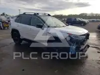 2020 Toyota RAV4 фото
