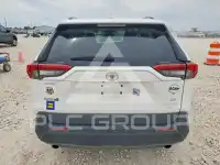 2020 Toyota RAV4 фото