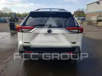 2020 Toyota RAV4 фото