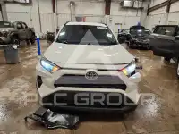 2020 Toyota RAV4 фото
