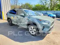 2020 Toyota RAV4 фото