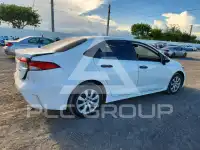 2020 Toyota COROLLA фото