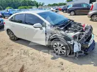 2020 Toyota COROLLA фото