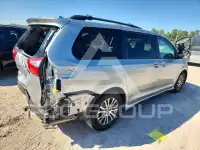 2020 Toyota SIENNA фото