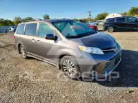 2020 Toyota SIENNA фото
