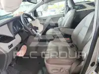 2020 Toyota SIENNA фото