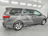 2020 Toyota SIENNA фото