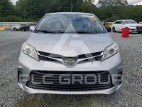 2020 Toyota SIENNA фото