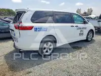 2020 Toyota SIENNA photo