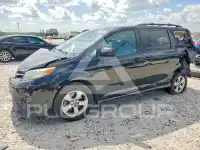 2020 Toyota SIENNA фото