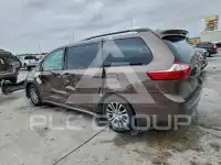 2020 Toyota SIENNA фото