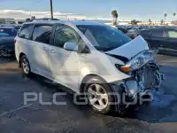 2020 Toyota SIENNA photo