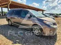 2020 Toyota SIENNA photo