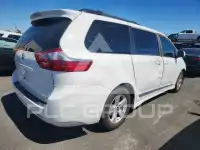 2020 Toyota SIENNA photo