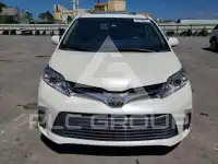 2020 Toyota SIENNA photo