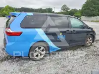 2020 Toyota SIENNA фото