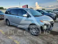 2020 Toyota SIENNA фото