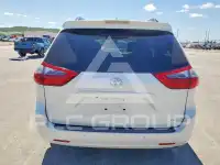 2020 Toyota SIENNA photo