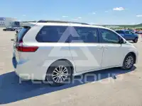 2020 Toyota SIENNA photo