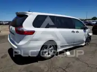 2020 Toyota SIENNA photo