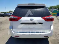 2020 Toyota SIENNA photo
