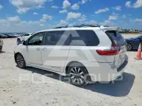 2020 Toyota SIENNA фото