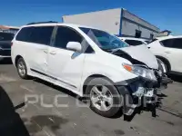 2020 Toyota SIENNA photo